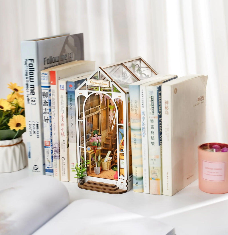 Garden House Book Nook Kit-Puzzles-Hands Craft-PaxtonGate